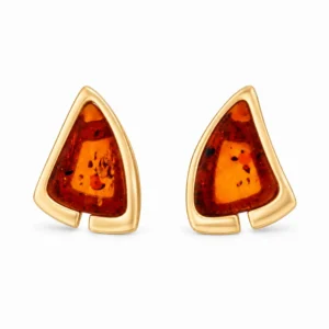 Gold Ohrstecker 375 Bernstein Sturmwelle - mit dreieckigem Bernstein in Cognac-Farbe.