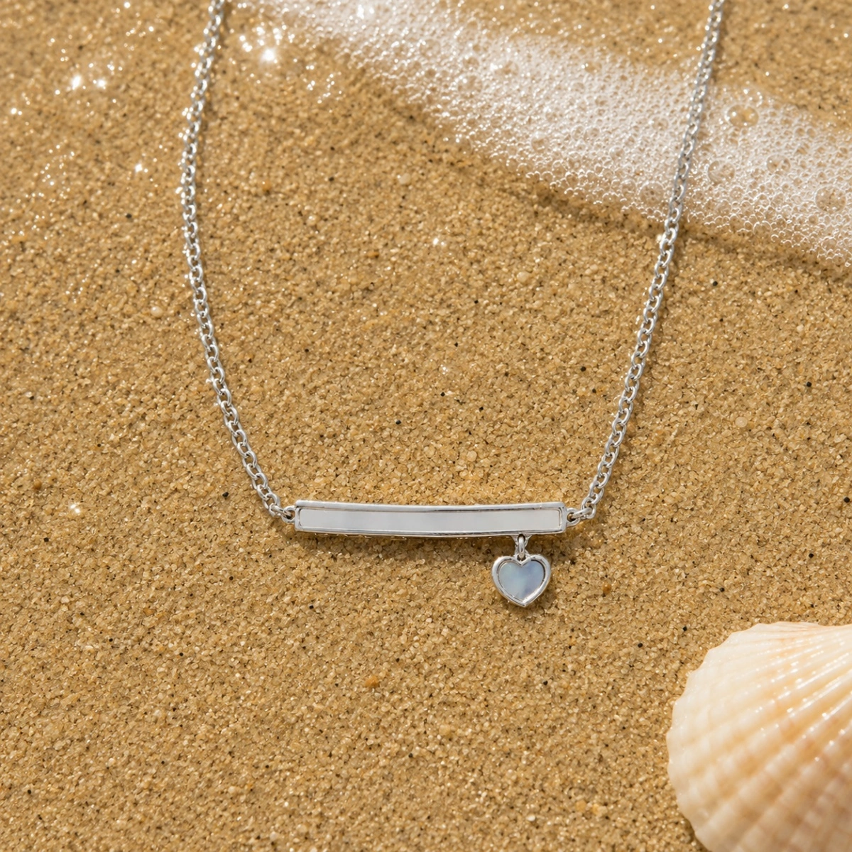 halskette-silber-925-perlmutt-herz-strand Halskette Silber 925 mit Perlmutt Herz, rhodinierte Silberkette mit weißem und blauem Perlmutt von Usedom Schmuck; Bar-Halskette mit Herz-Anhänger; Romantischer Schmuck