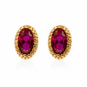 Kleine Ohrstecker Gold 585 Rubin Herzschlag mit rundem roten Rubin im Herzschlag-Design.