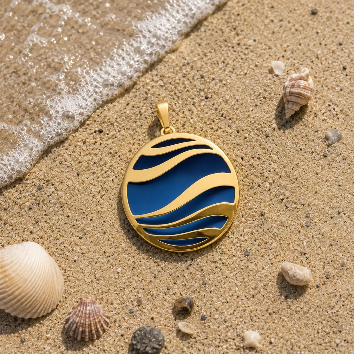 anhaenger-silber-925-vergoldet-mit-titan-welle-blau-meer Eleganter Anhänger Silber 925 vergoldet mit Titan Welle Blau, runder Anhänger mit maritimem Wellenmotiv