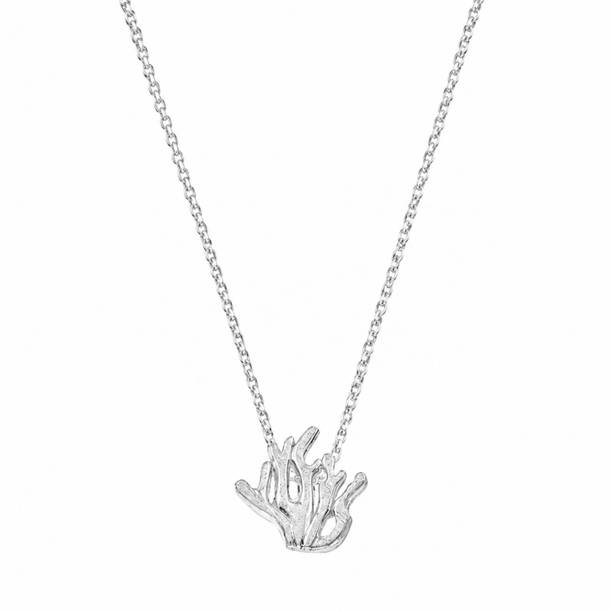 halskette-silber-925-koralle-front Halskette 925 Silber Koralle, filigraner Riffkorallen-Anhänger aus poliertem Sterlingsilber an feiner silberner Ankerkette; Ostsee Schmuck; Silberkette mit Korallen-Motiv