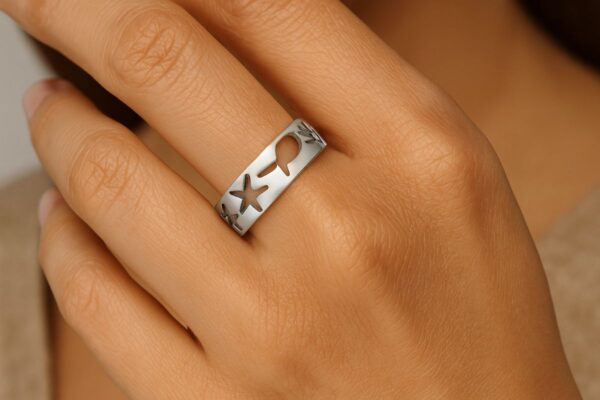Meeresleben Ring 925 Silber Rhodiniert aus der Kollektion Meeresleben – maritimer Silberring mit Seestern, Fisch und Seepferdchen