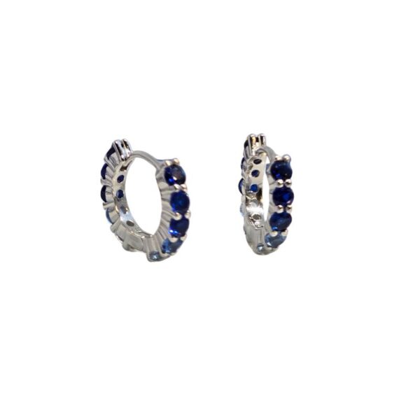 Creole Silber „Blue Spark“ – elegante rhodinierte Silbercreolen mit blauen Zirkonia, 12 mm Durchmesser