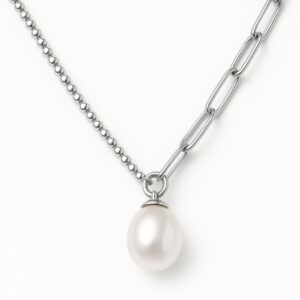 Perlenkette Silber „Küstenglanz” kombiniert echte Süßwasserzuchtperlen mit edlem Silber