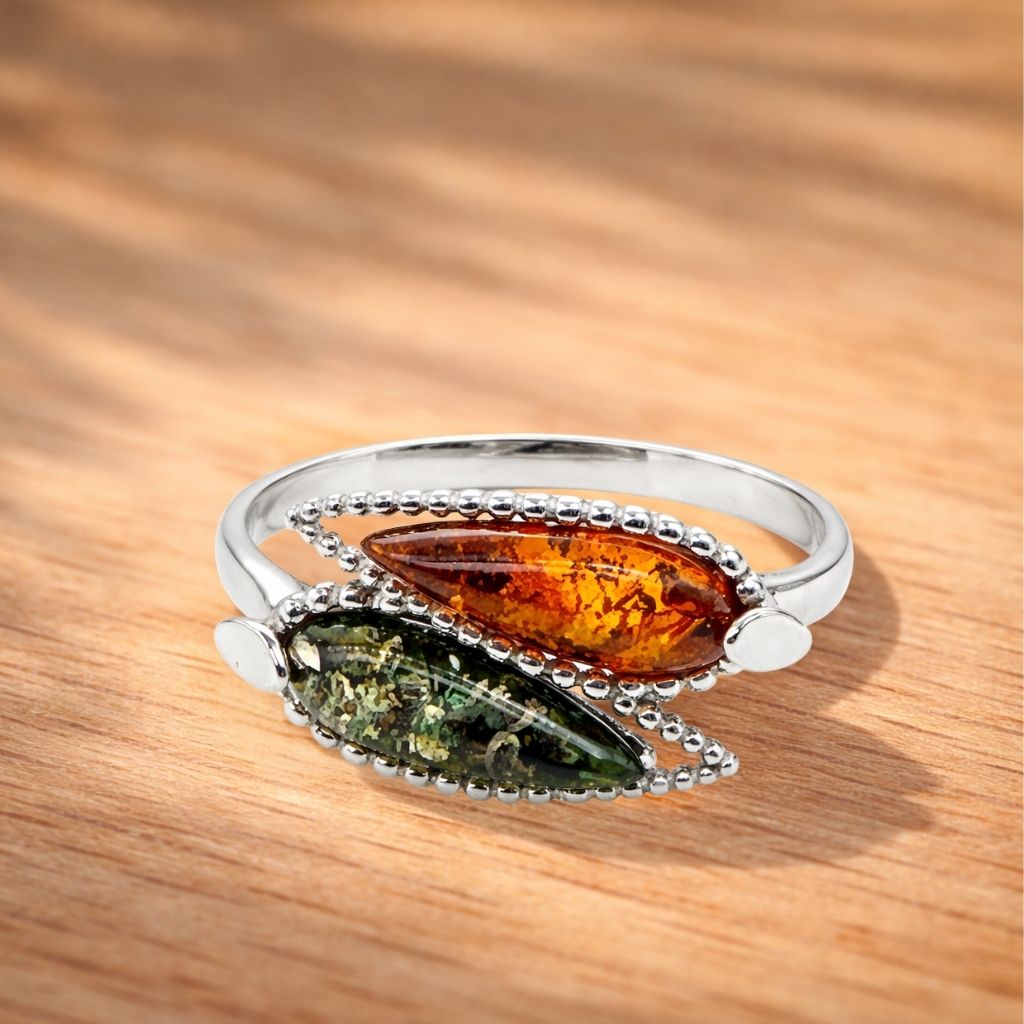 Ring-Silber-925-rhodiniert-Bernstein (4) Ring Silber 925 rhodiniert Bernstein „Doppelblatt” - ein schöner Damenring aus 925er Silber mit echten Ostseebernsteinen.