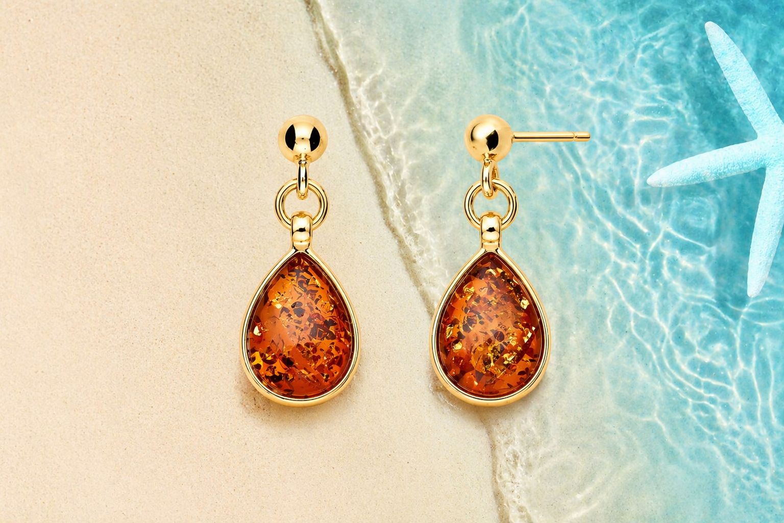 Elegante vergoldete Bernstein Ohrringe inspiriert von der Ostsee Bernstein Ohrringe Silber vergoldet Ostseetropfen Cognac mit echtem Ostseebernstein