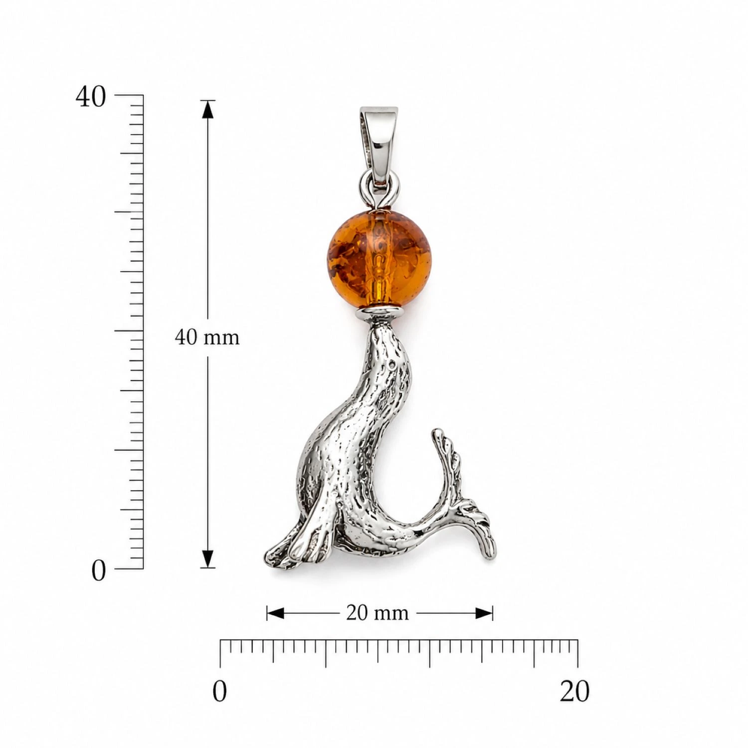 bernstein-anhaenger-silber-meeresakrobat-CALP23-cognac-linial Maritimer Bernstein Anhänger Silber 925 Meeresakrobat Cognac; Robbe mit Ball Anhänger aus Silber