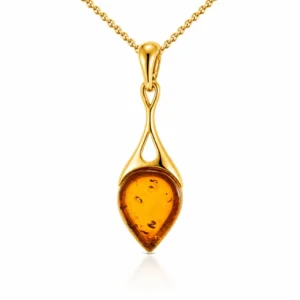 Bernstein Anhänger Gold 375 „Sonnenstrahl“ Cognac mit Ostseebernstein in Tropfenform; Schmuck mit Ostseebernstein für jeden Anlass; Eleganter Anhänger aus 9k Gold und Naturbernstein für Damen