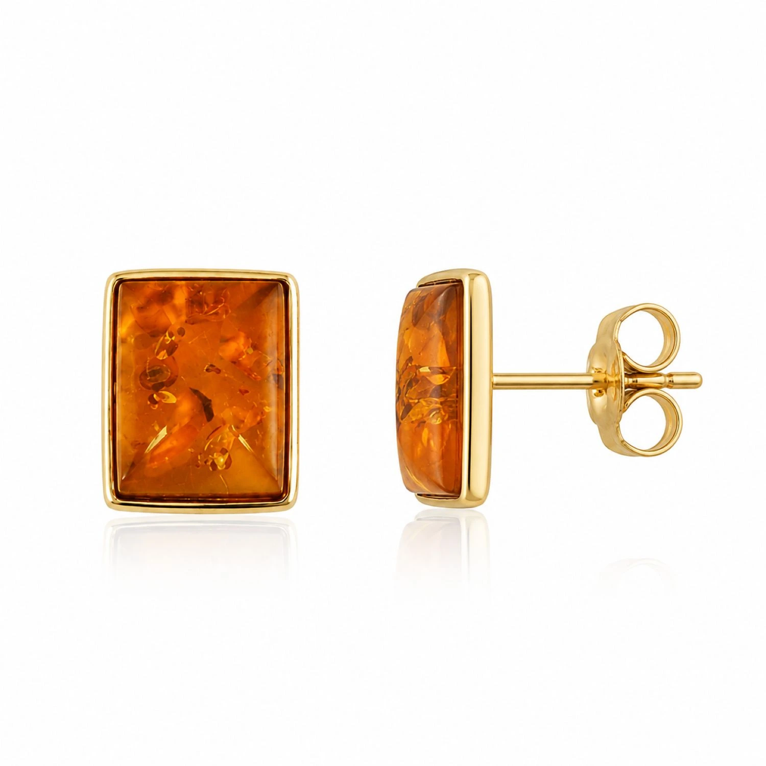 bernstein-ohrstecker-gold-375-balance-cognac-seite Bernstein Ohrstecker Gold 375 „Balance“ Cognac mit rechteckigem Cognac Bernstein und Goldfassung; Elegante Gold Ohrringe Rechteck; schöne Bernstein Ohrringe eckig; Schmuck mit Ostseebernstein