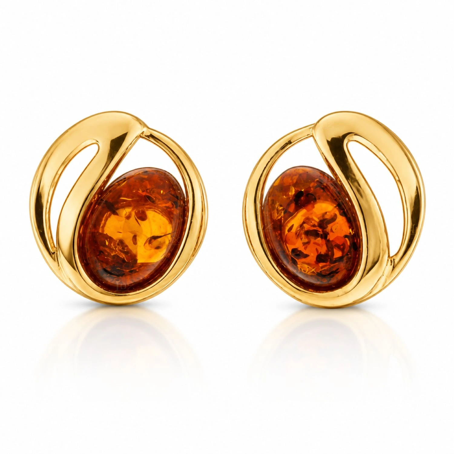 bernstein-ohrstecker-gold-375-wellenwaerme-cognac Bernstein Ohrstecker Gold 375 „Wellenwärme“ Cognac; Gold Ohrringe mit Wellenmotiv für jeden Anlass; eleganter Schmuck mit natürlichem Ostseebernstein